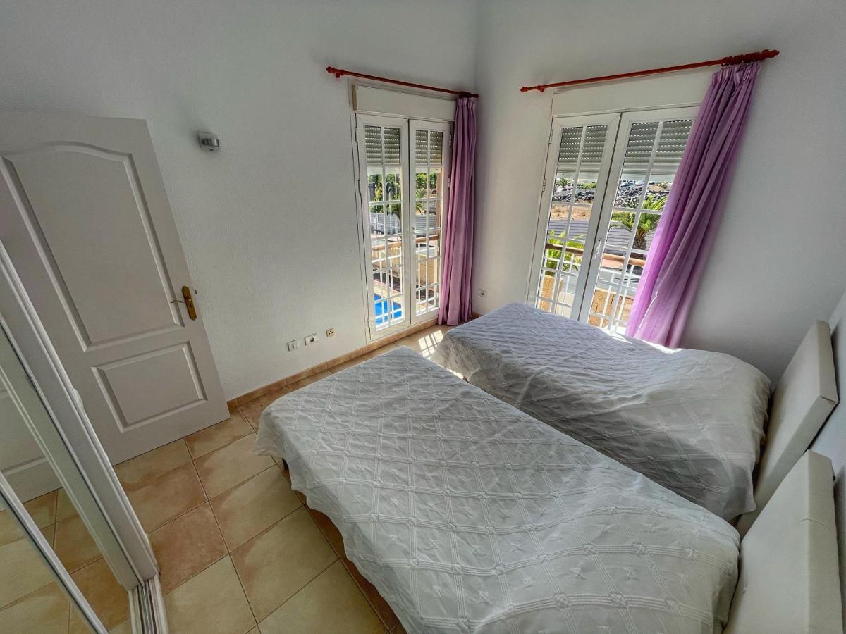 Villa Isabel Costa Adeje  ภายนอก รูปภาพ